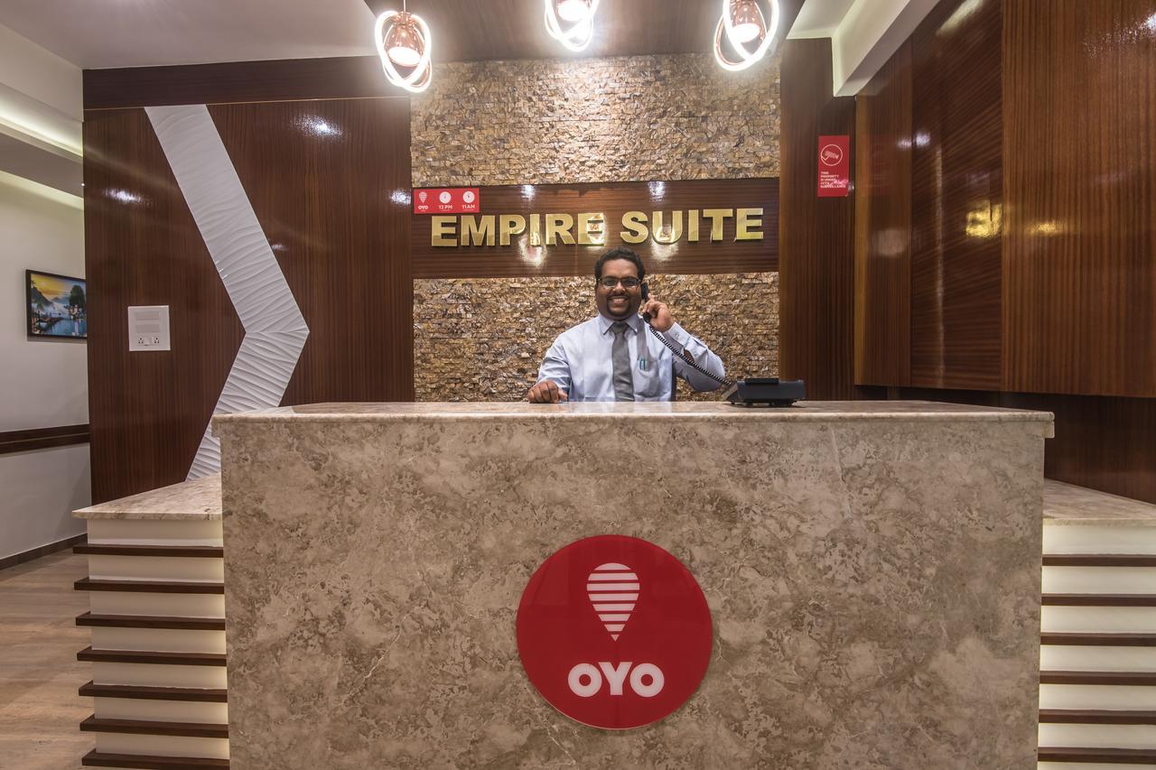 Oyo 9328 Empire Suite Нави Мумбай Екстериор снимка
